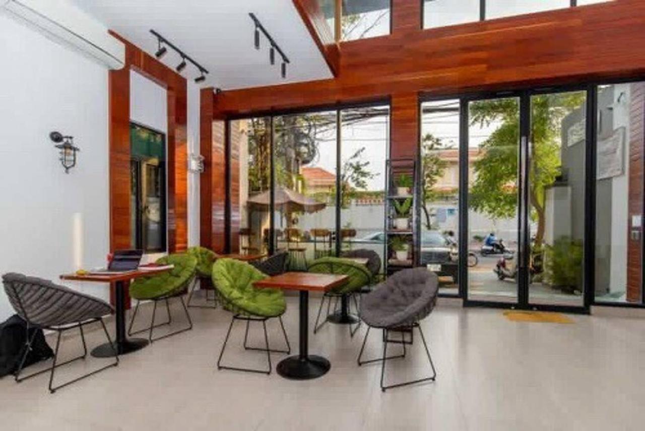 60 négyzetméteres, 2 hálószobás Apartman 2 fürdőszobával Chamkar Morn területén Phnompen Kültér fotó